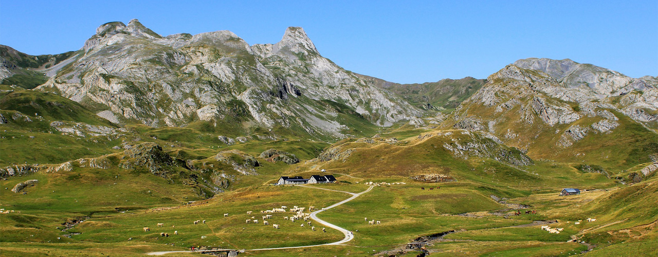 Massif des Corbières Slide background